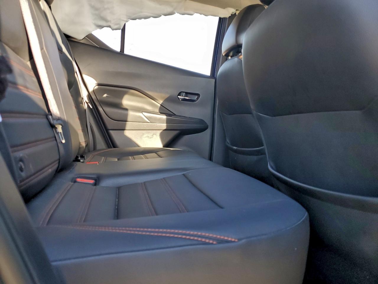 2019 NISSAN KICKS S photo 11
