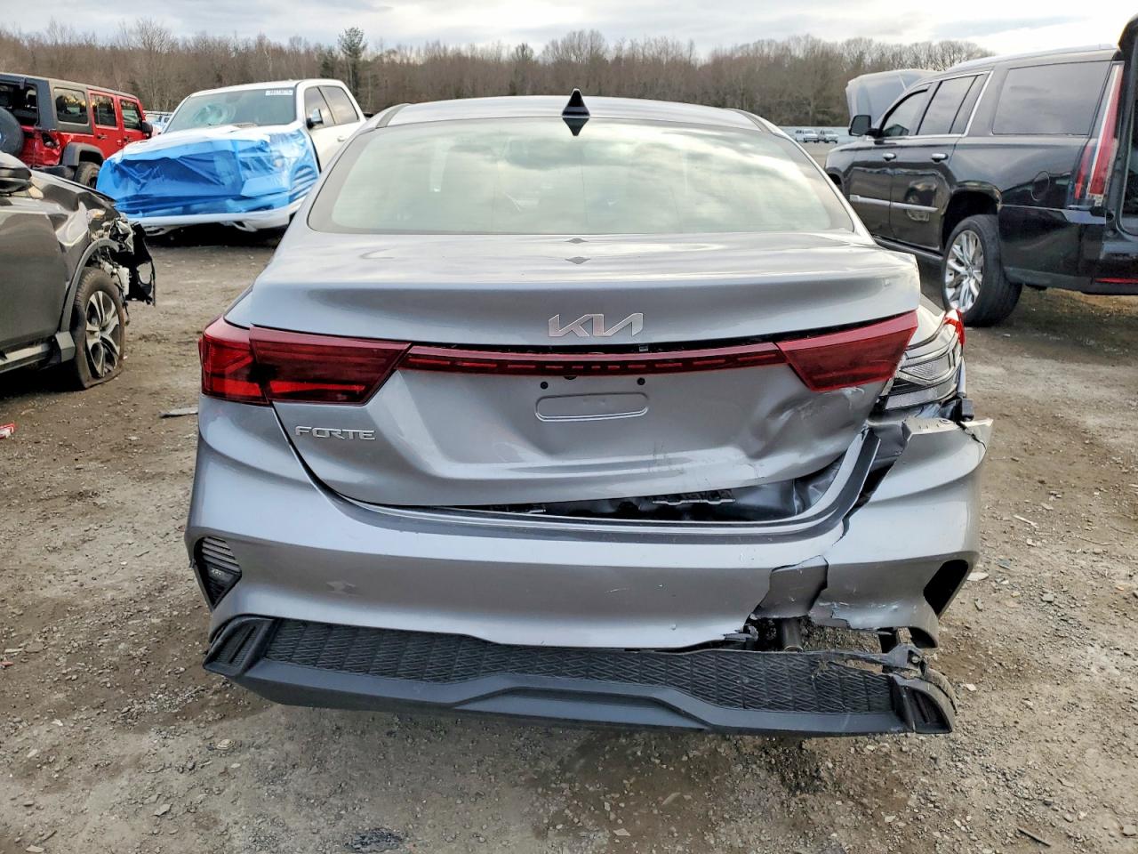 2024 KIA FORTE LXS photo 6