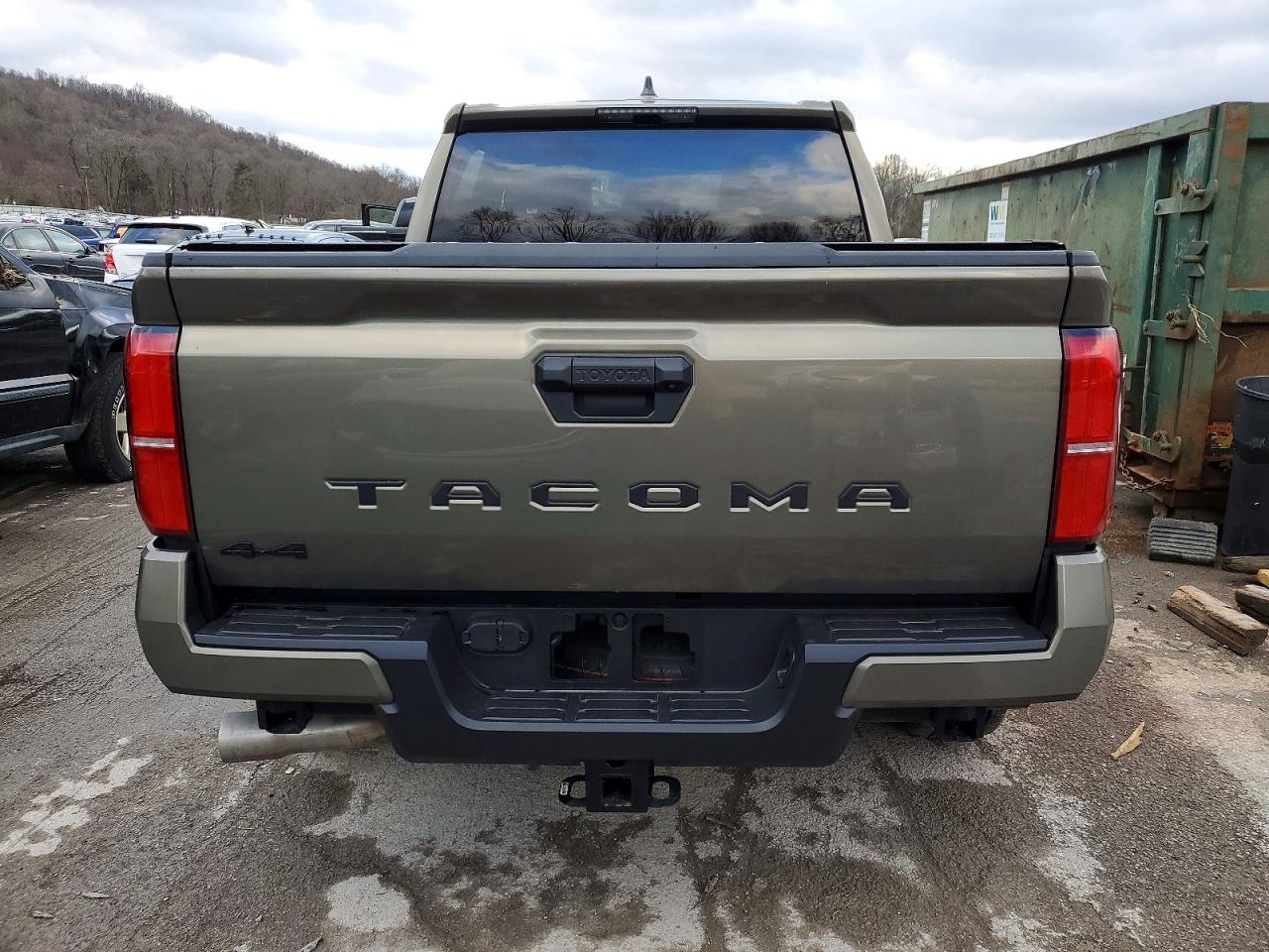 2025 TOYOTA TACOMA DOUBLE CAB photo 6