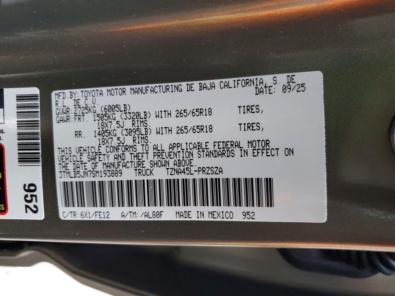 2025 TOYOTA TACOMA DOUBLE CAB photo 12