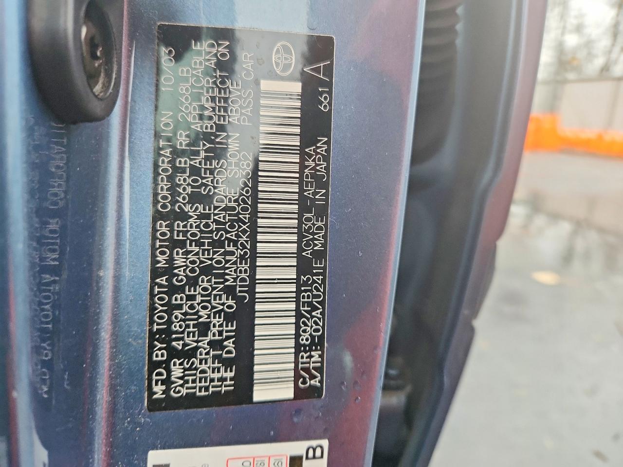 2004 TOYOTA CAMRY LE photo 12