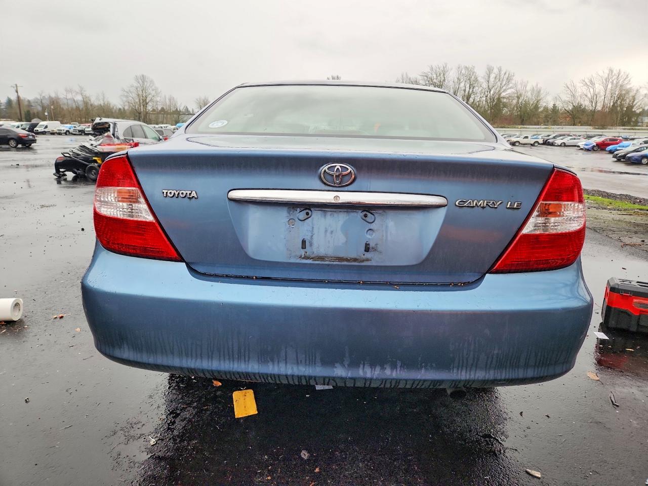 2004 TOYOTA CAMRY LE photo 6
