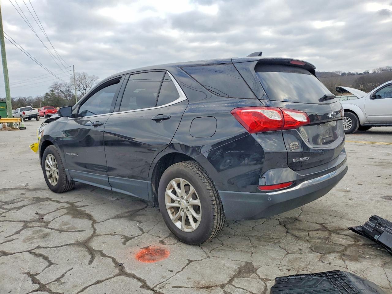 2020 CHEVROLET EQUINOX LT photo 2
