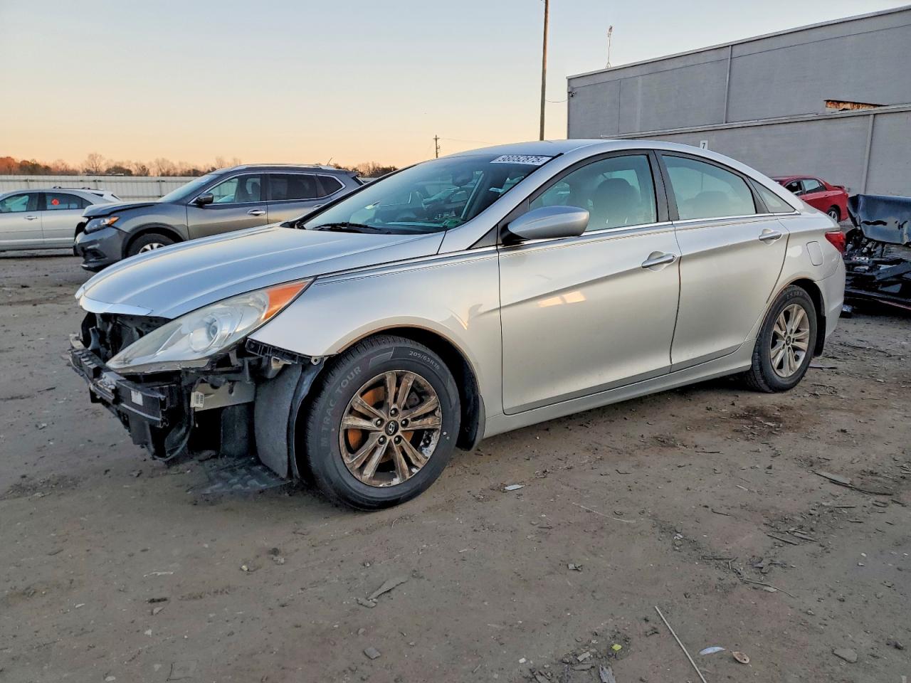 2013 HYUNDAI SONATA