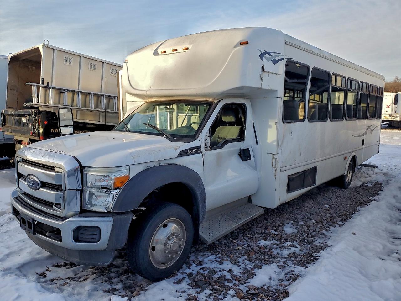 2016 FORD F550