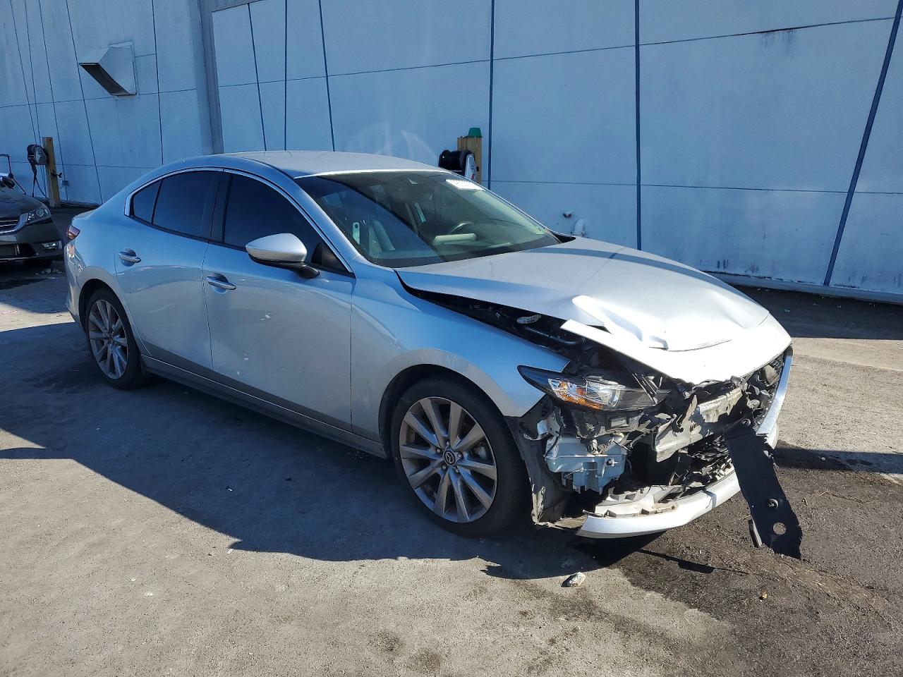 2019 MAZDA 3 PREFERRED photo 4