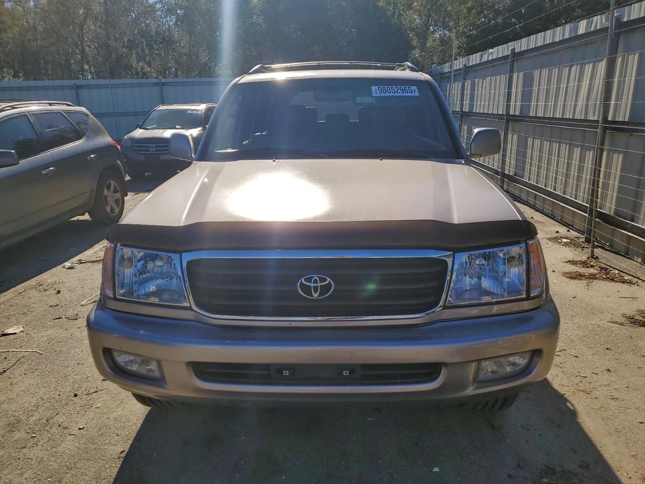 2001 TOYOTA LAND CRUISER photo 5