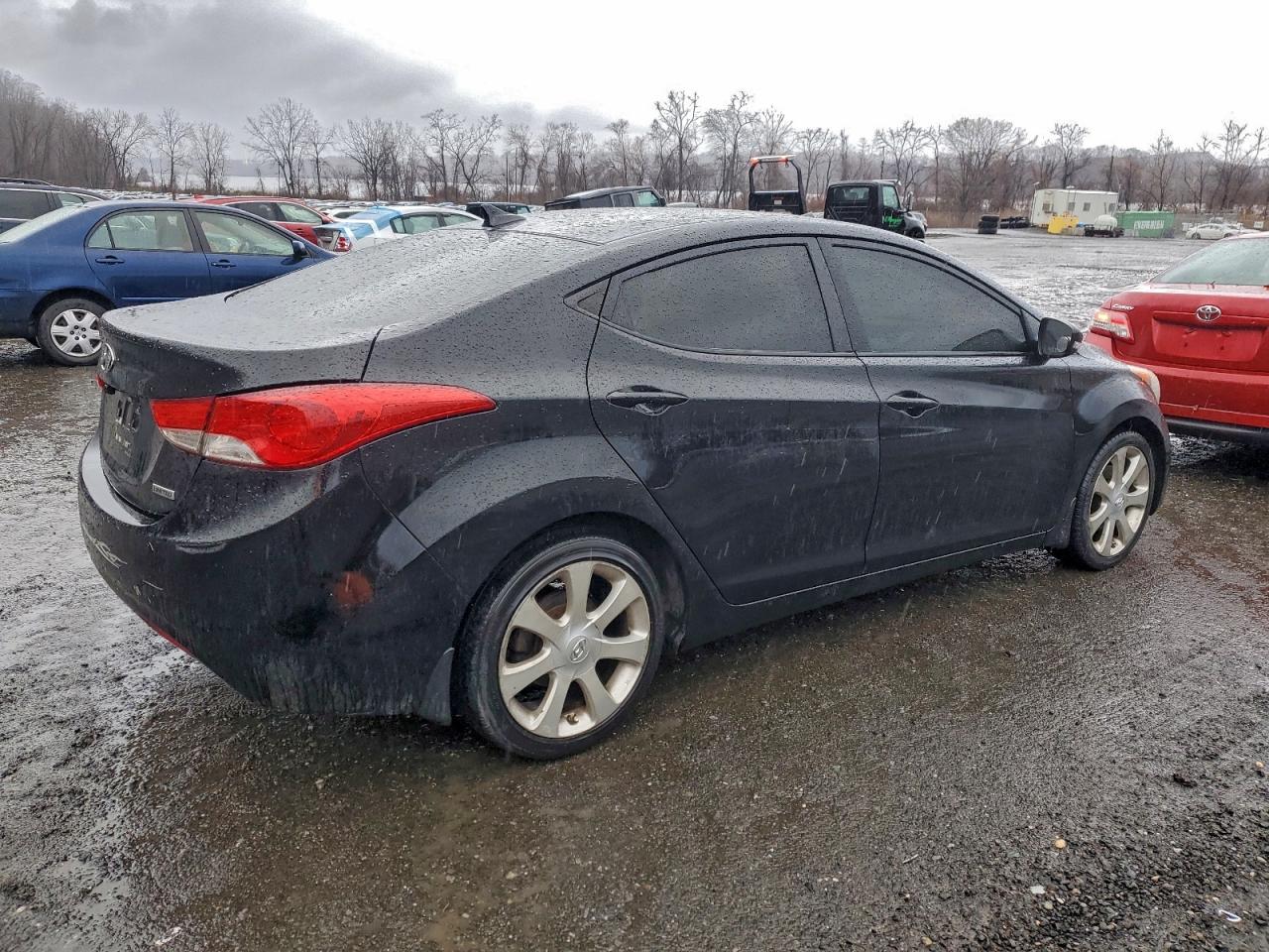 2013 HYUNDAI ELANTRA GLS photo 3