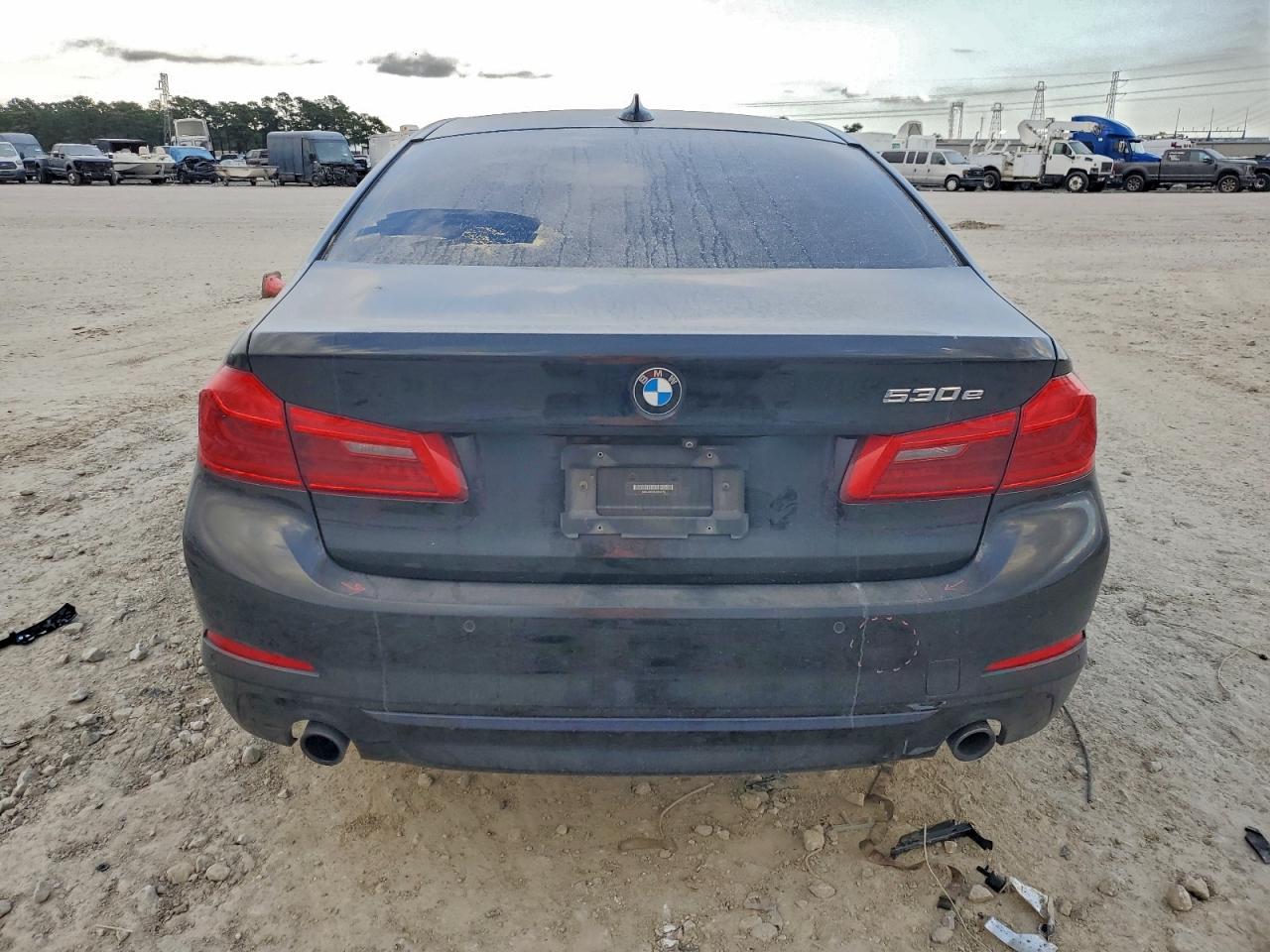 2018 BMW 530E photo 11