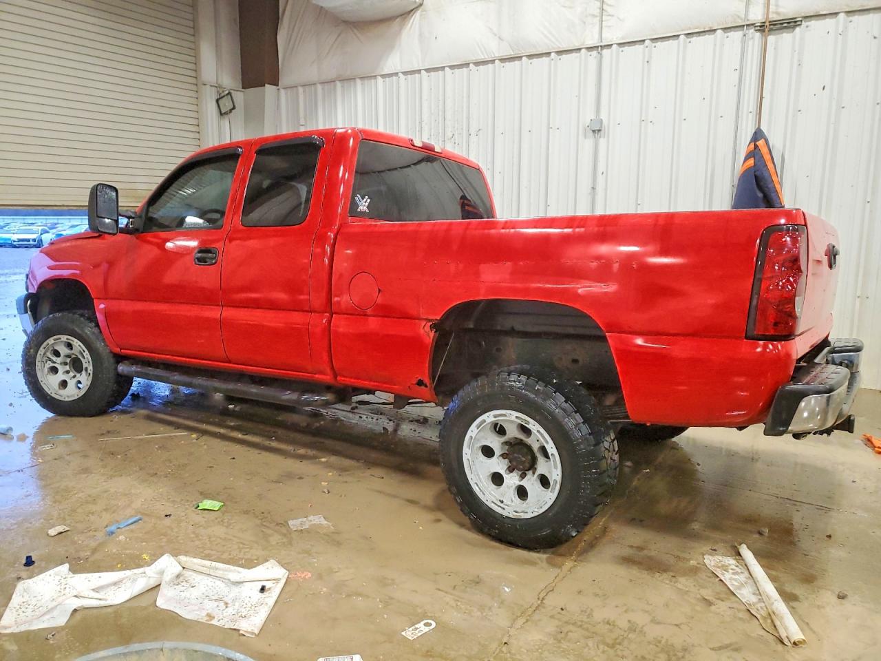 2004 CHEVROLET SILVERADO K2500 HEAVY DUTY photo 3