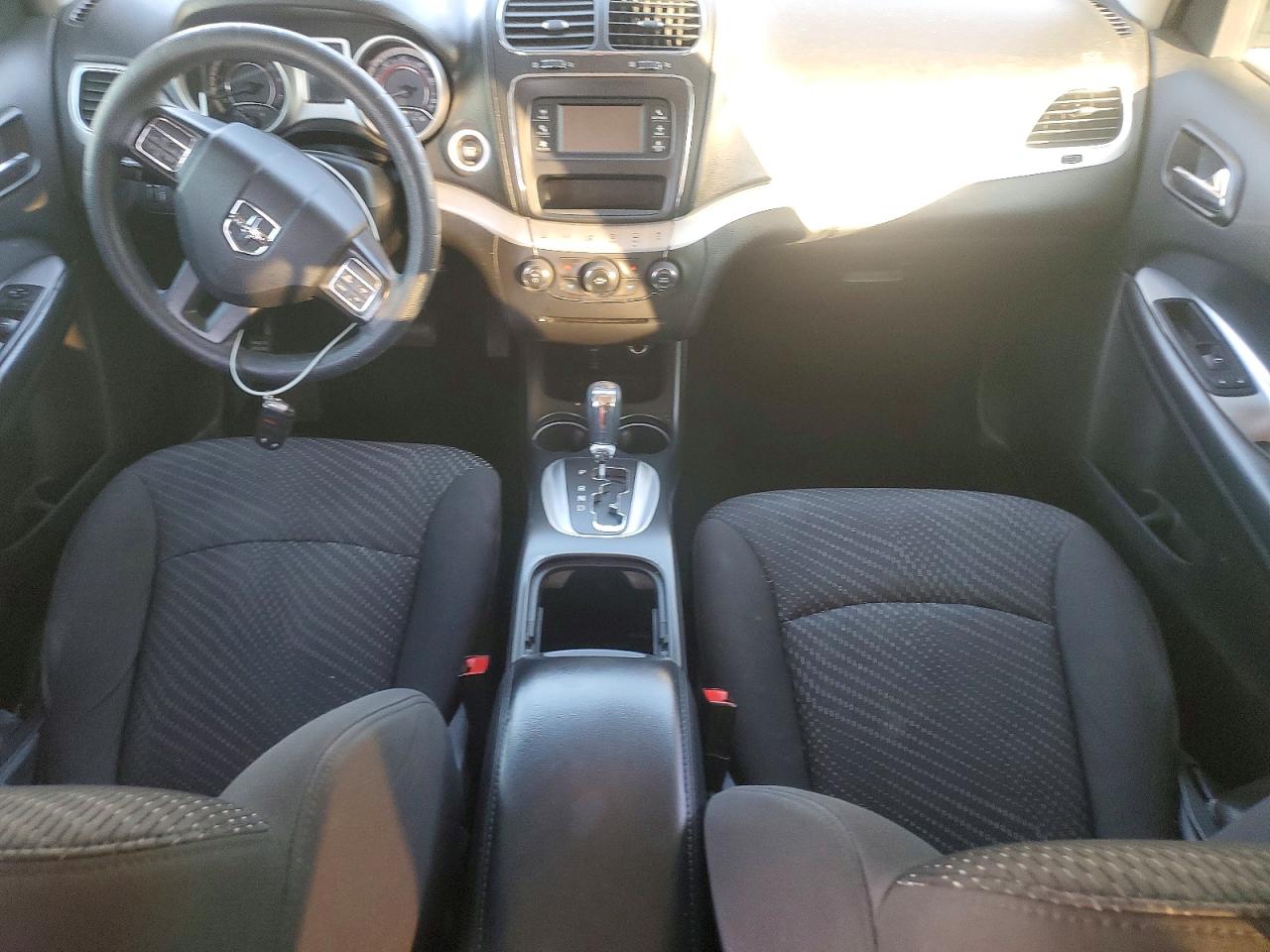 2018 DODGE JOURNEY SE photo 15