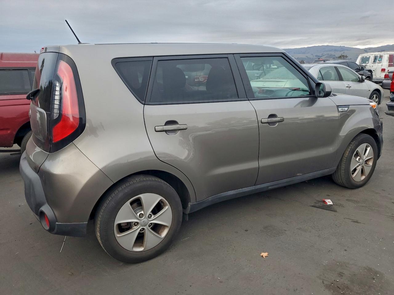 2016 KIA SOUL photo 3