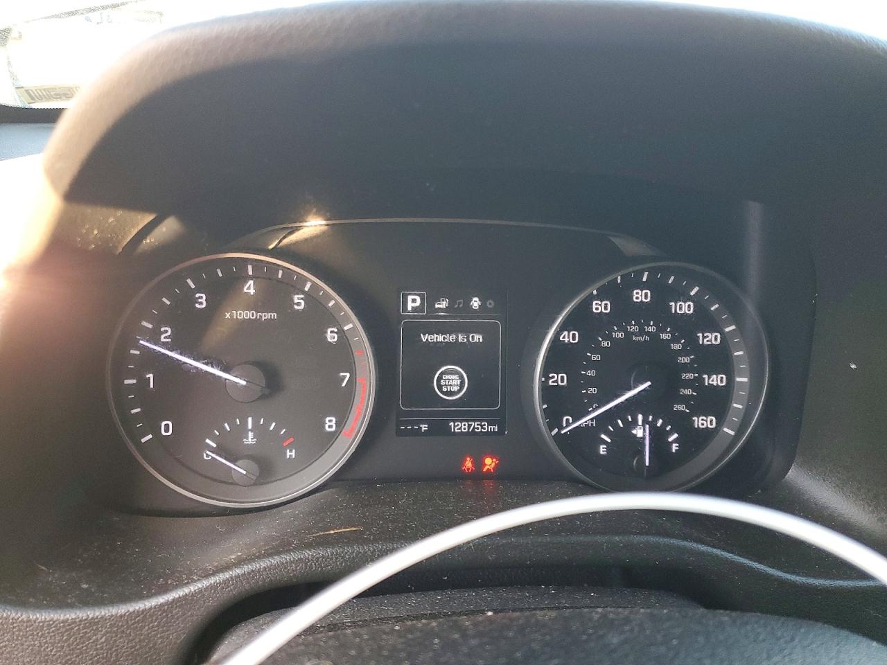 2018 HYUNDAI ELANTRA SEL photo 9