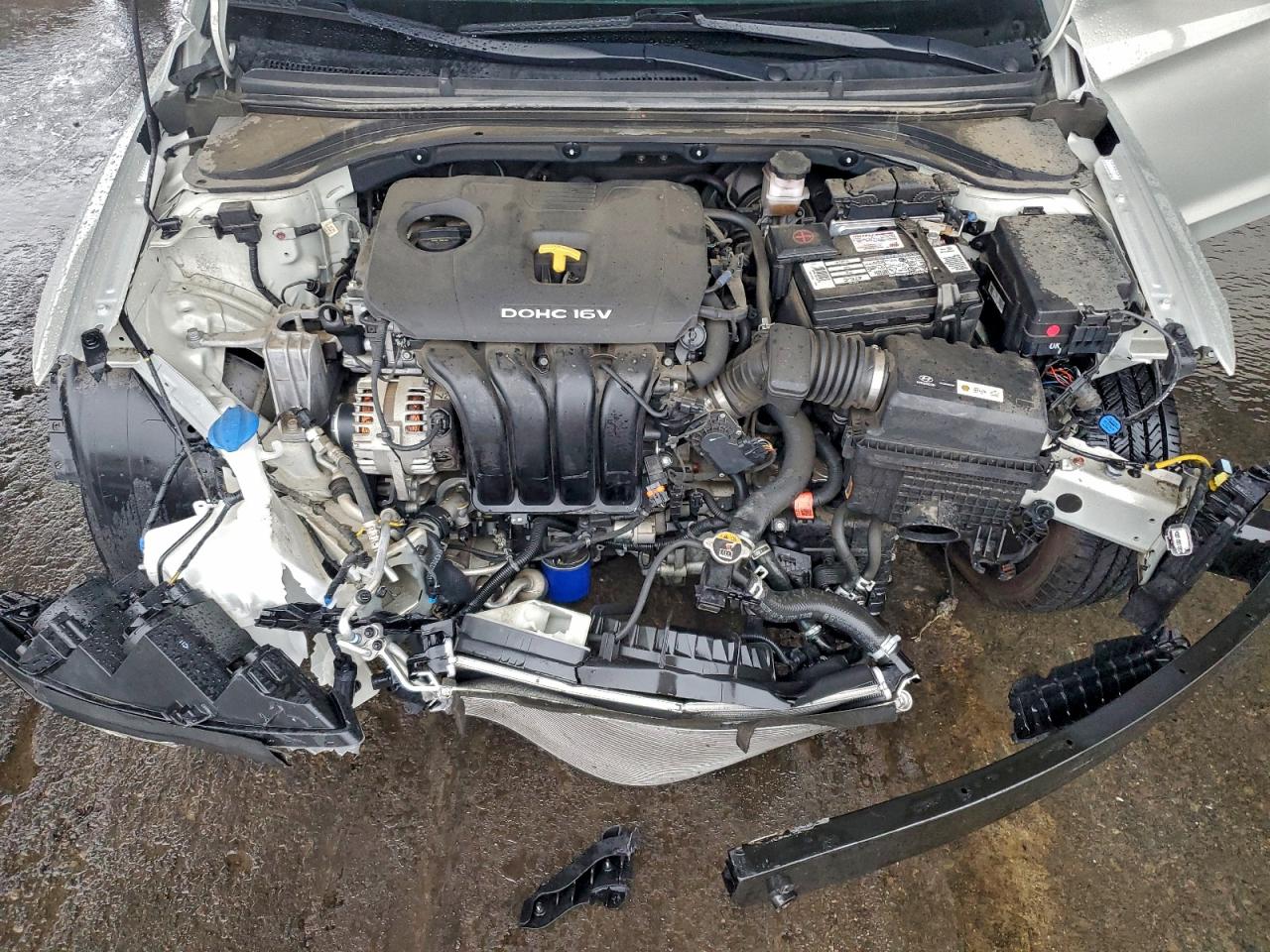 2017 HYUNDAI ELANTRA SE photo 11