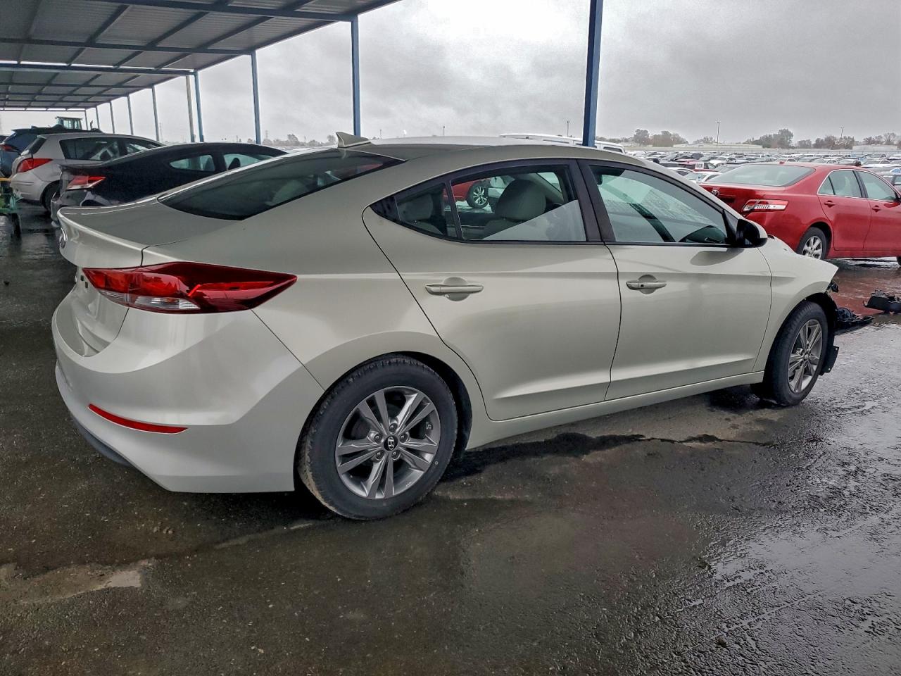 2017 HYUNDAI ELANTRA SE photo 3