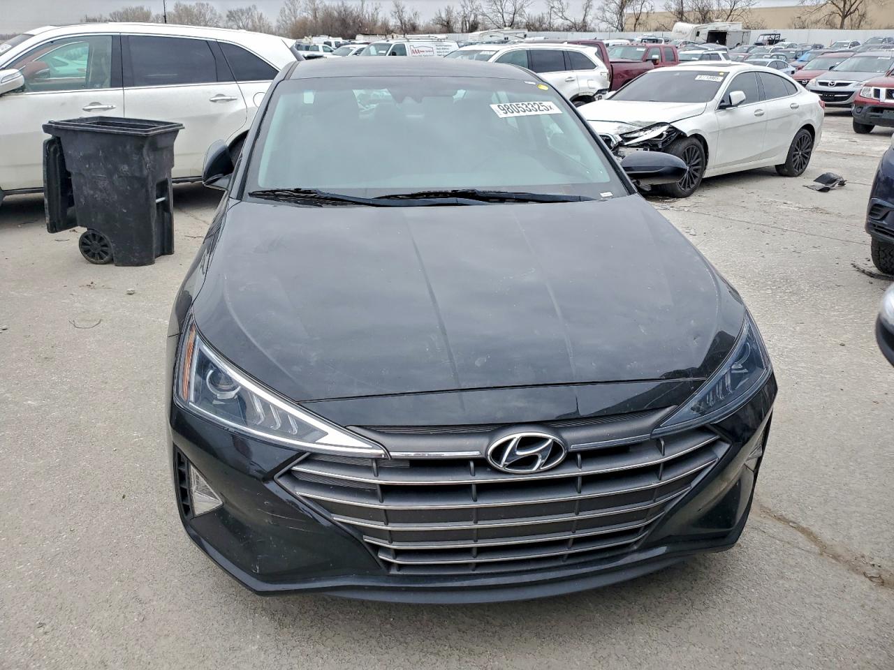 2020 HYUNDAI ELANTRA SE photo 5