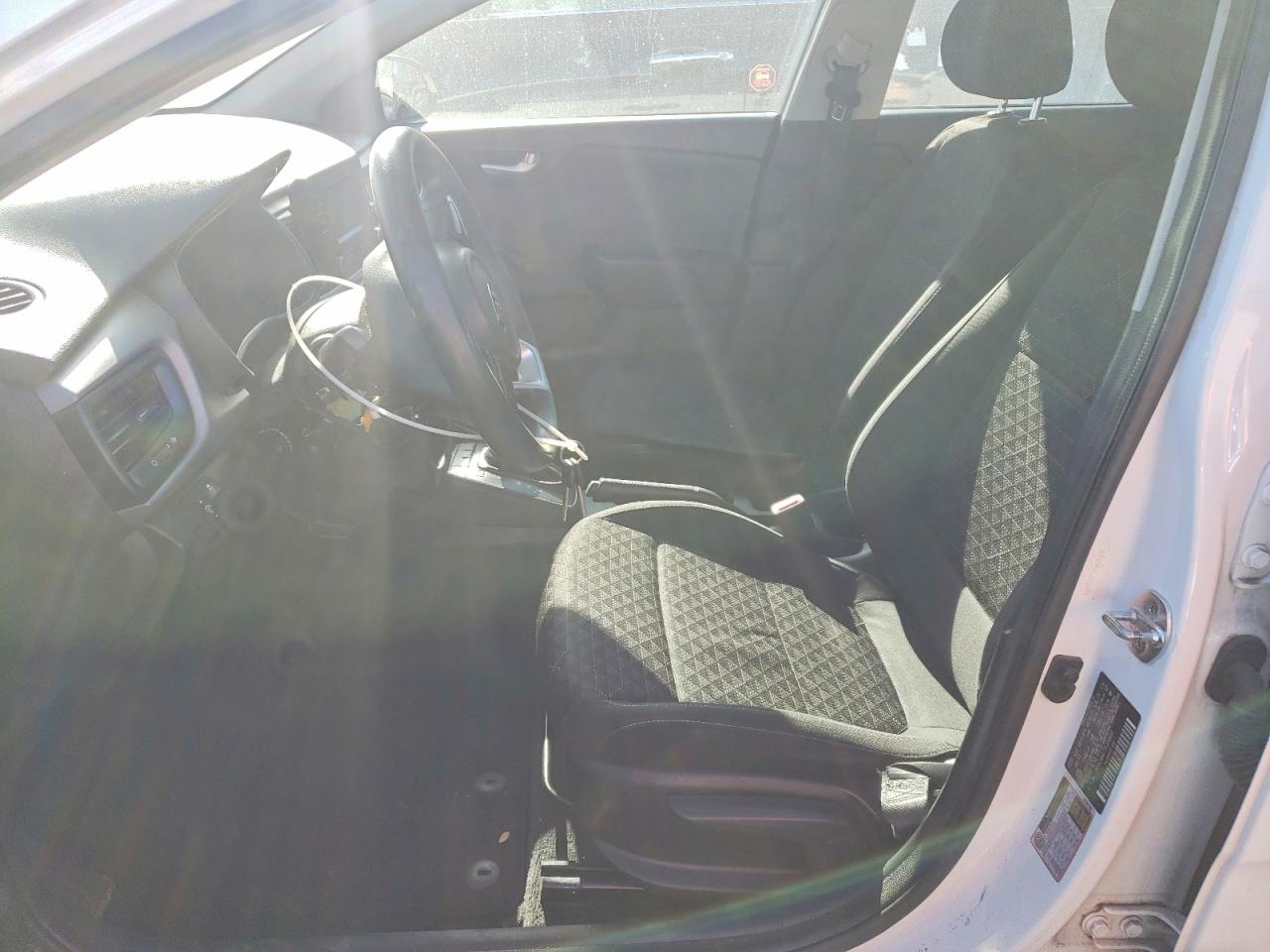 2018 KIA RIO LX photo 13