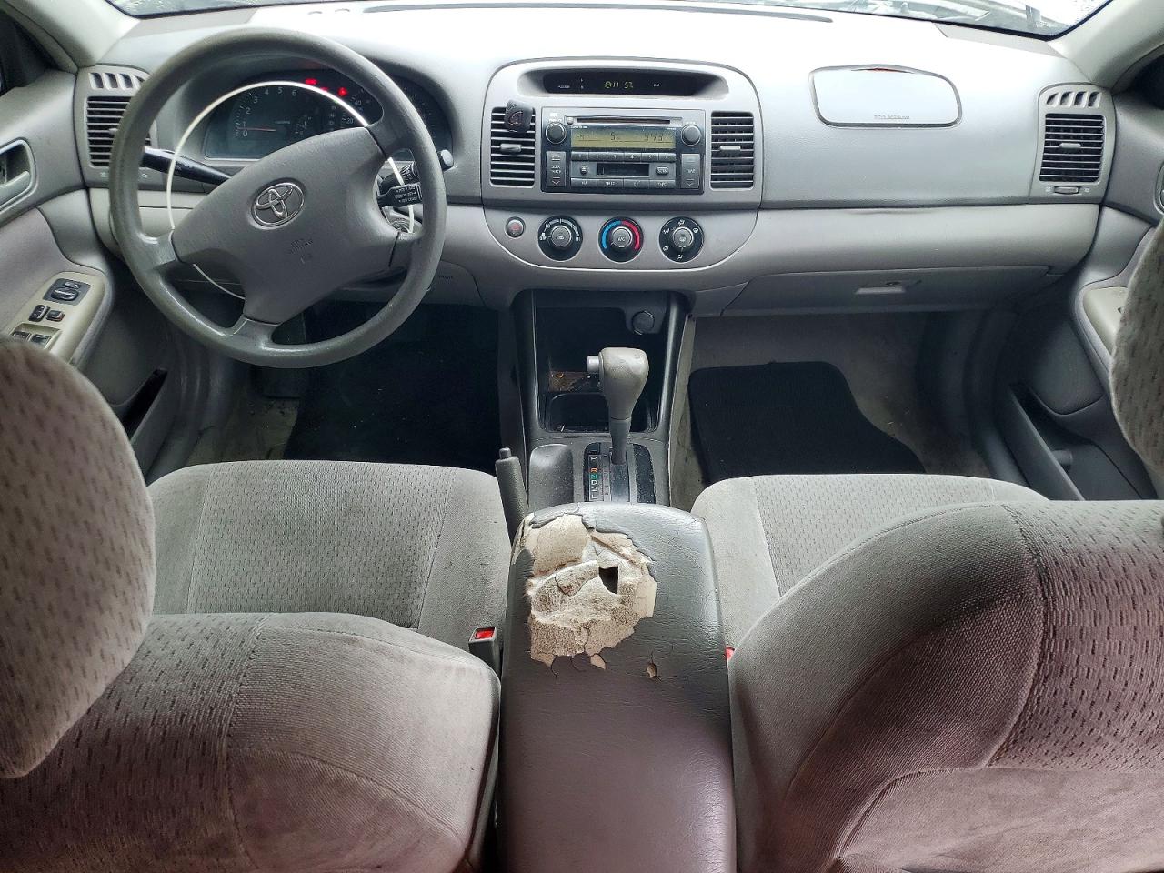 2002 TOYOTA CAMRY LE photo 22
