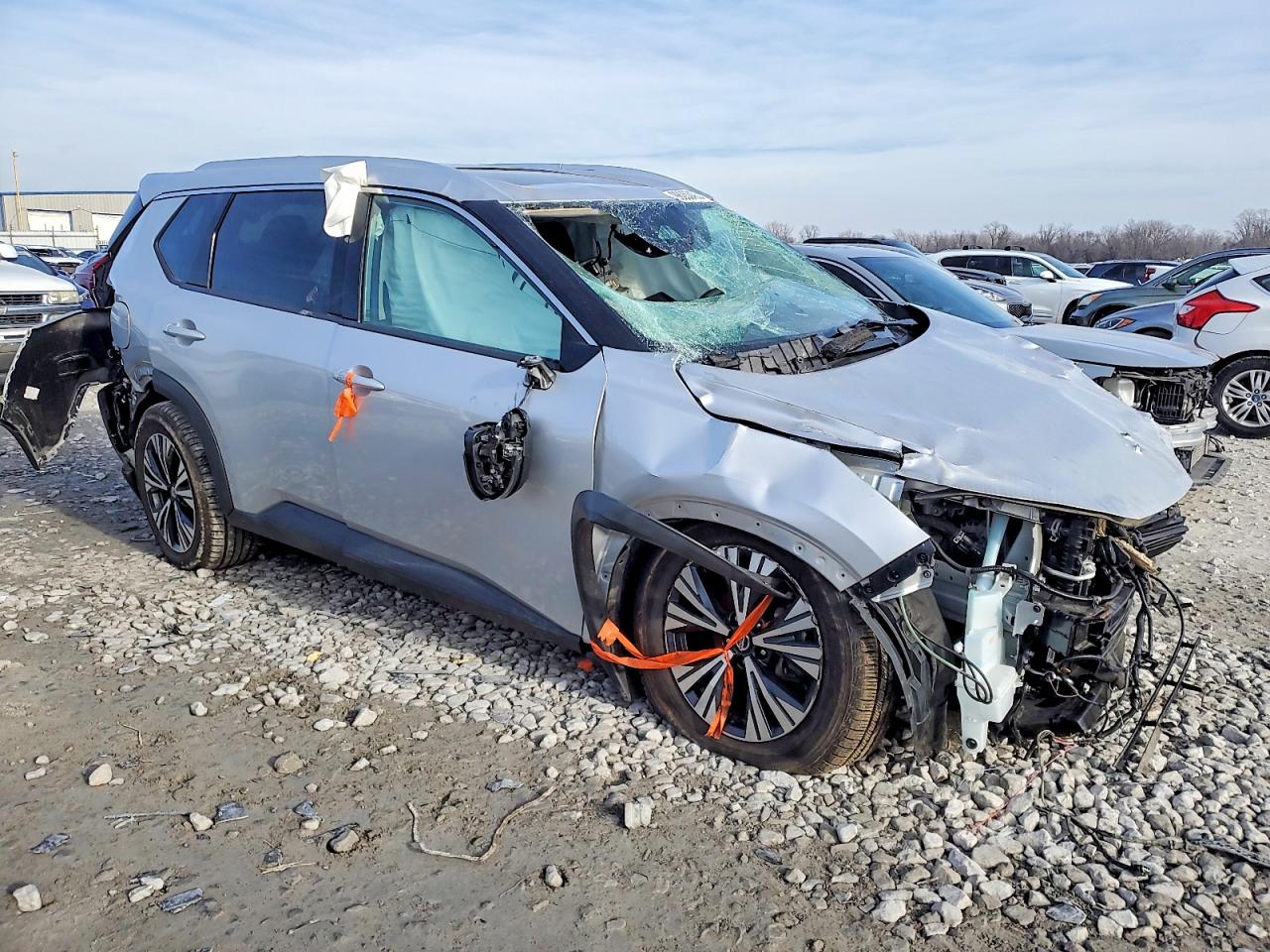 2021 NISSAN ROGUE SV photo 4