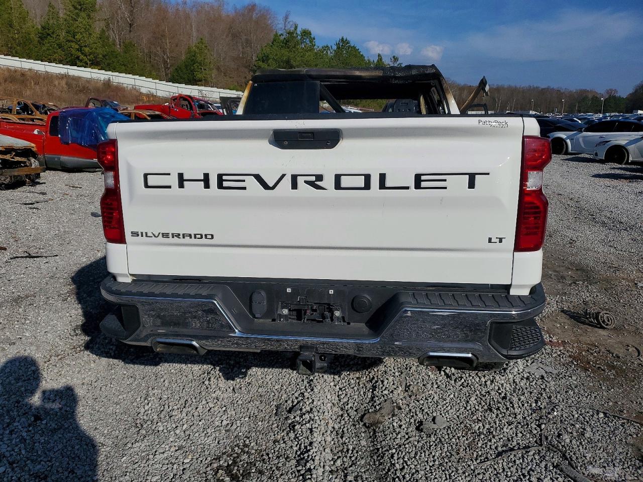 2019 CHEVROLET SILVERADO K1500 LT photo 6