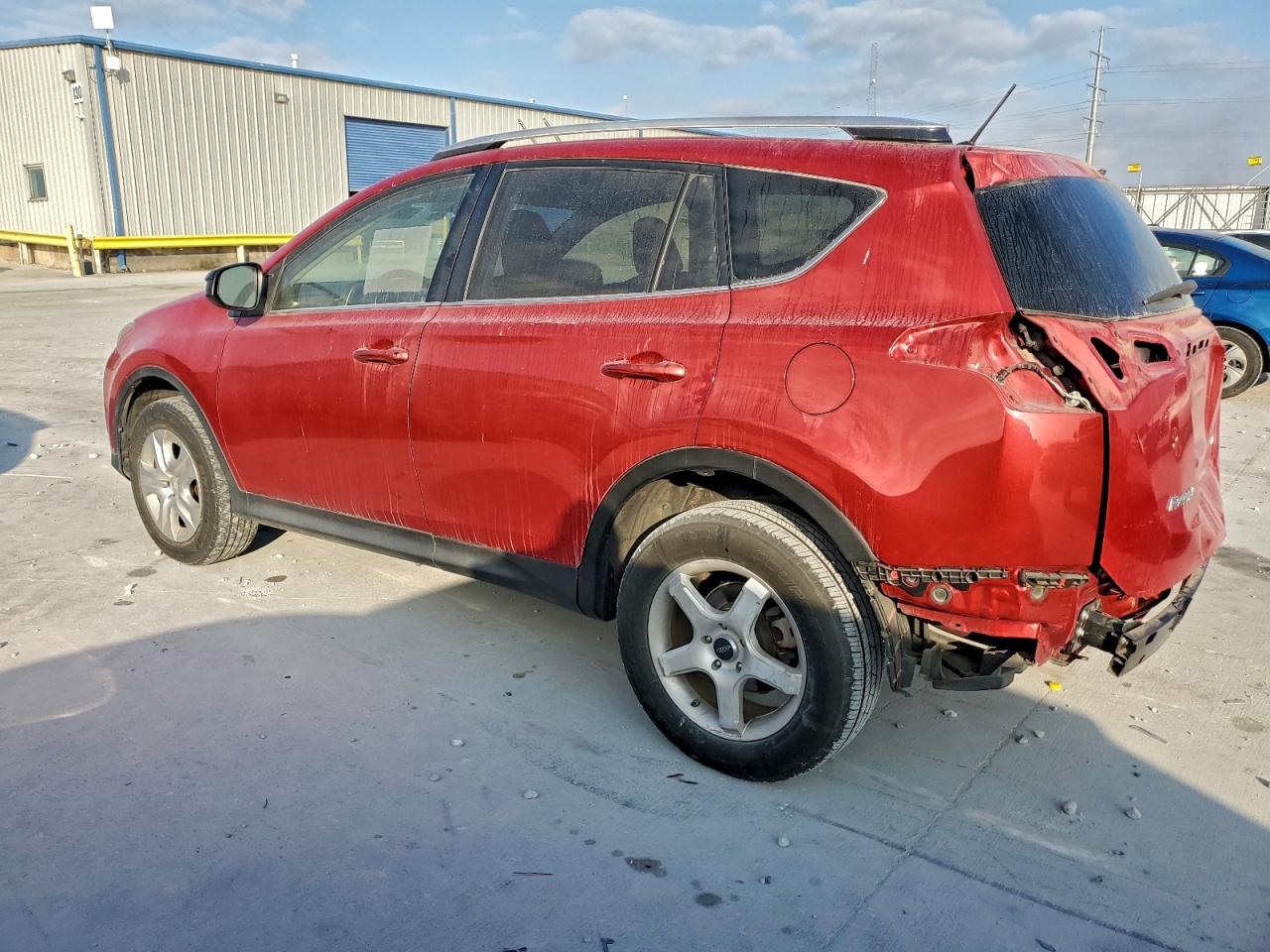 2015 TOYOTA RAV4 LE photo 2