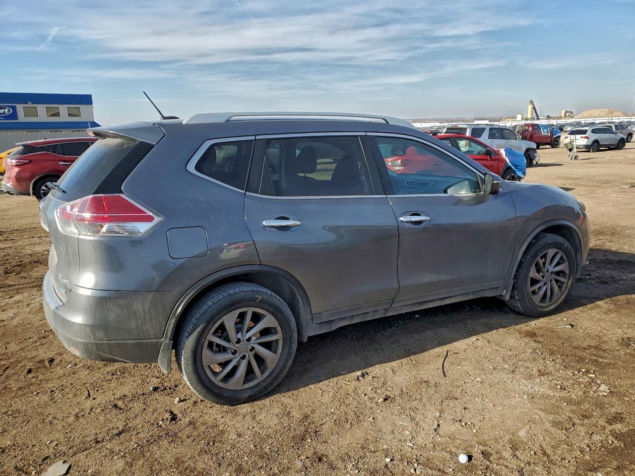 2014 NISSAN ROGUE photo 3