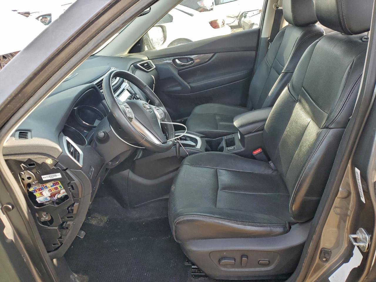 2014 NISSAN ROGUE photo 7