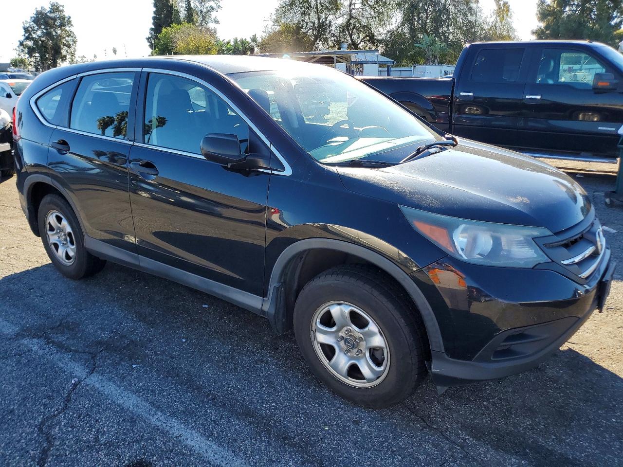 2013 HONDA CR-V LX photo 4