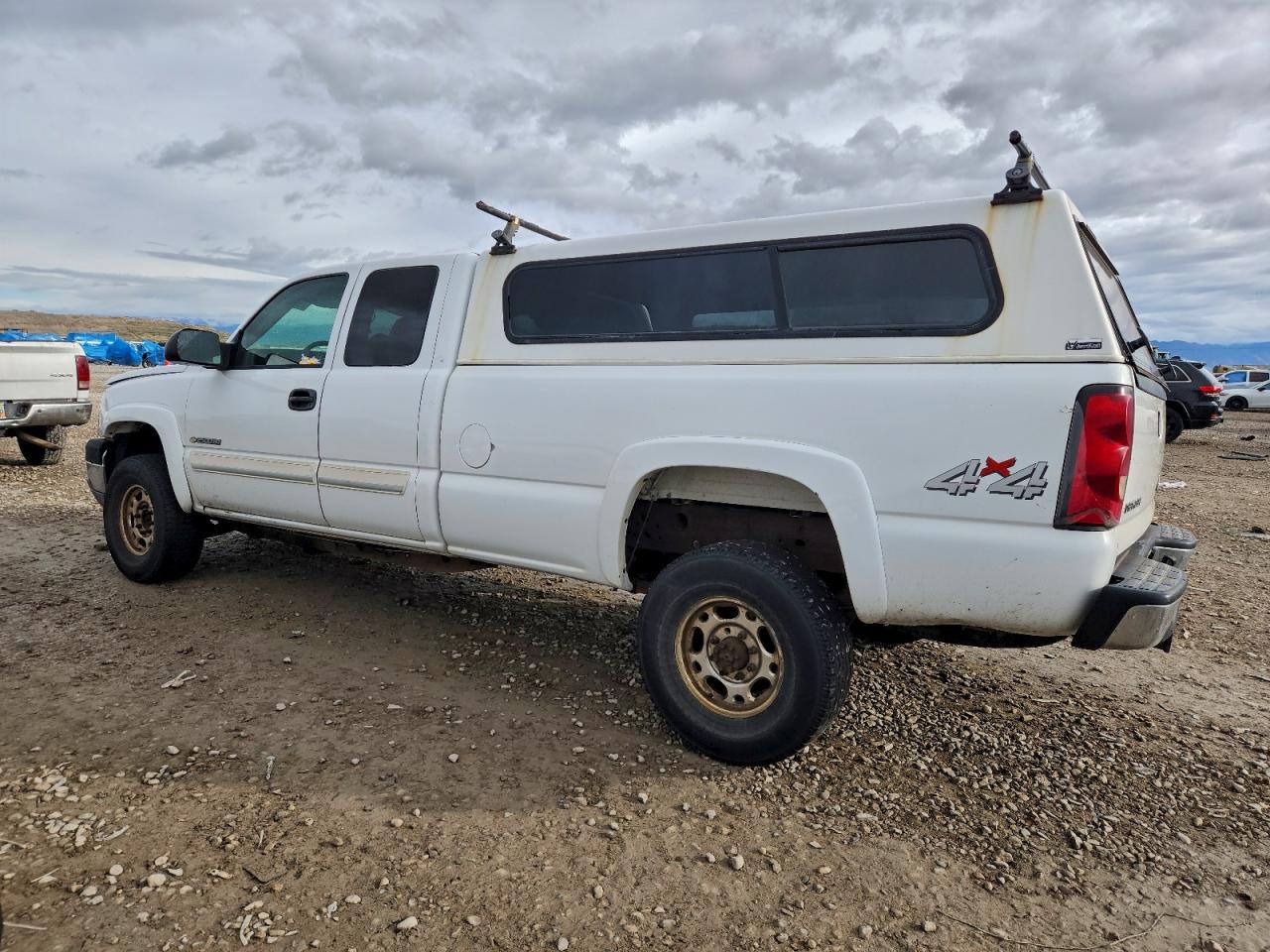 2004 CHEVROLET SILVERADO K2500 HEAVY DUTY photo 2