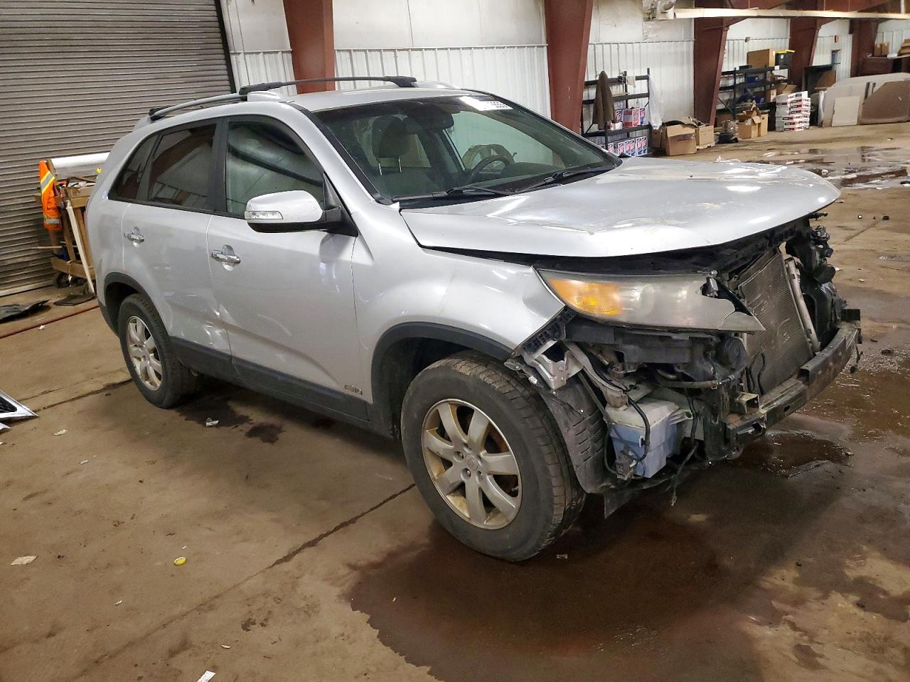 2011 KIA SORENTO BASE photo 4