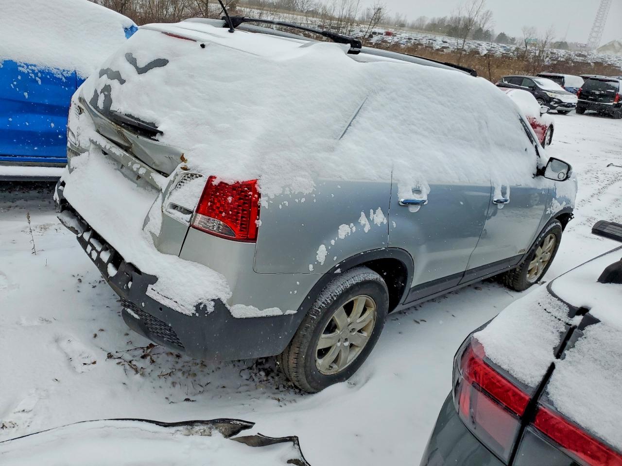 2011 KIA SORENTO BASE photo 3