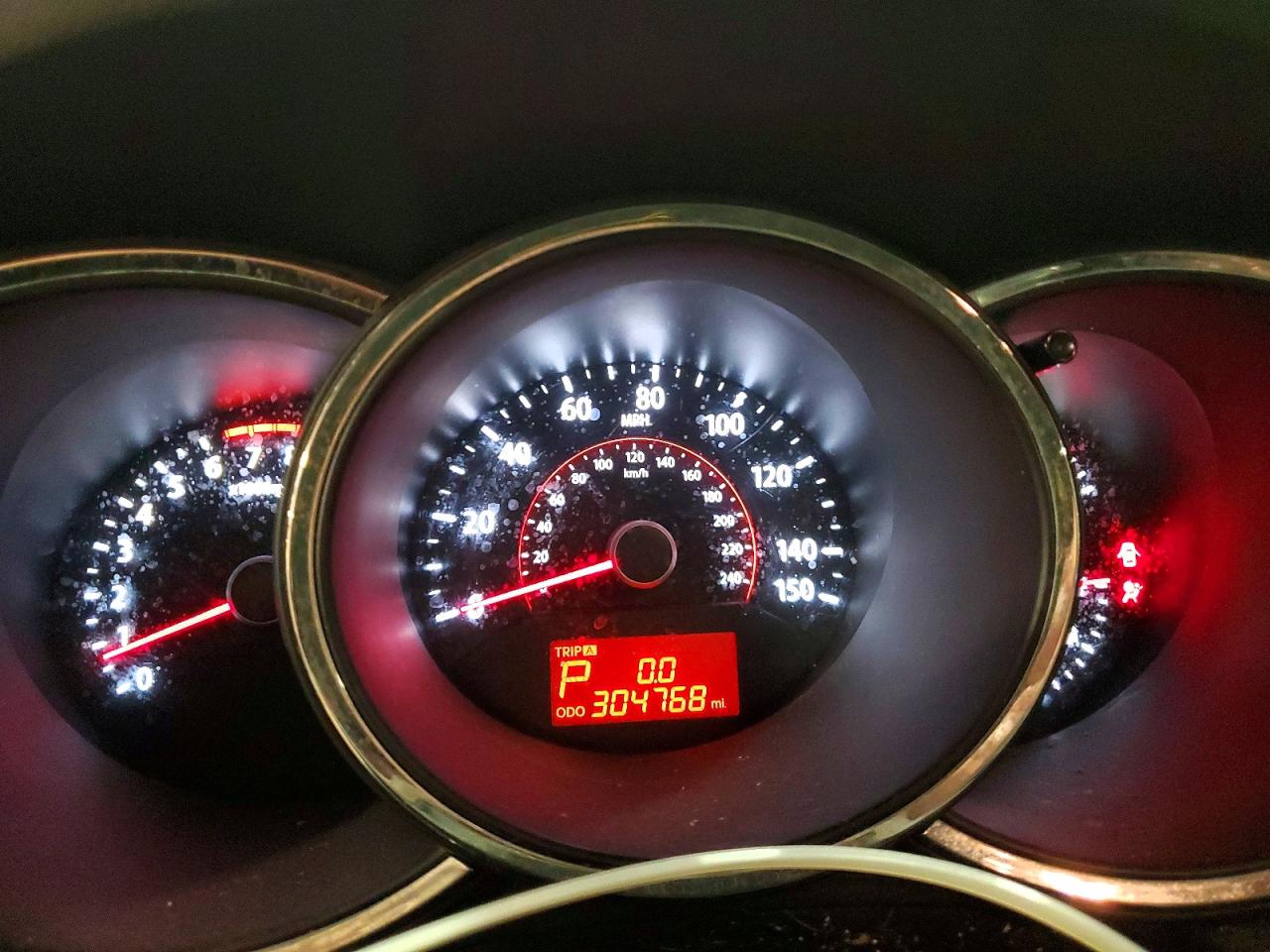 2011 KIA SORENTO BASE photo 9