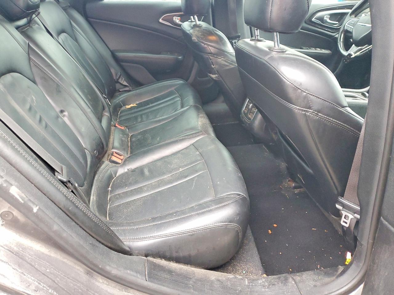 2015 CHRYSLER 200 C photo 10