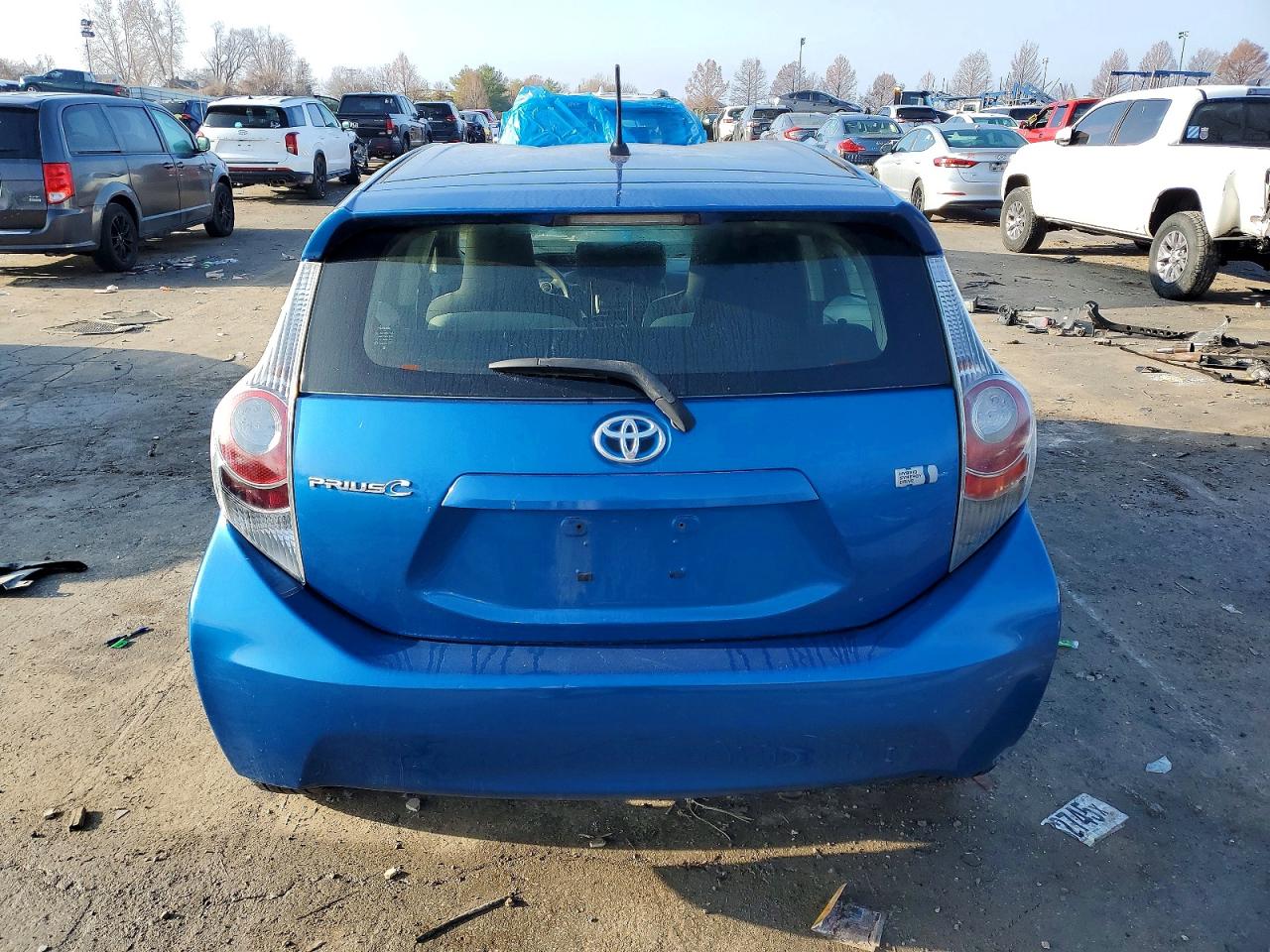 2012 TOYOTA PRIUS C photo 6
