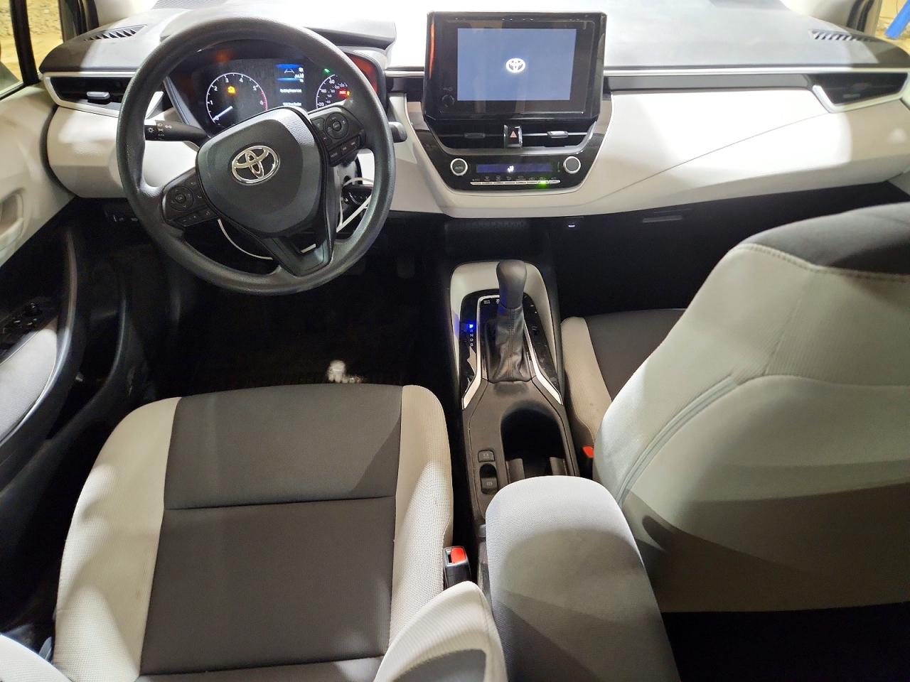 2024 TOYOTA COROLLA LE photo 8