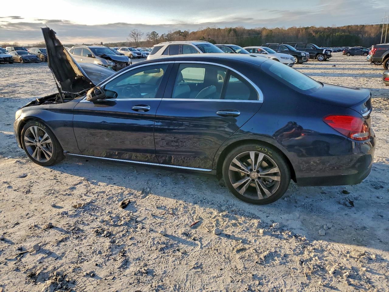 2015 MERCEDES-BENZ C 300 photo 3