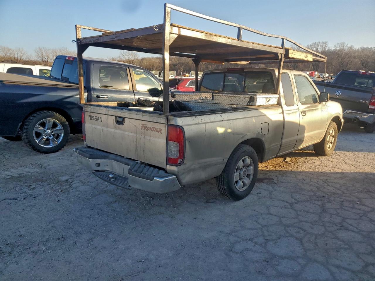 2000 NISSAN FRONTIER KING CAB XE photo 3