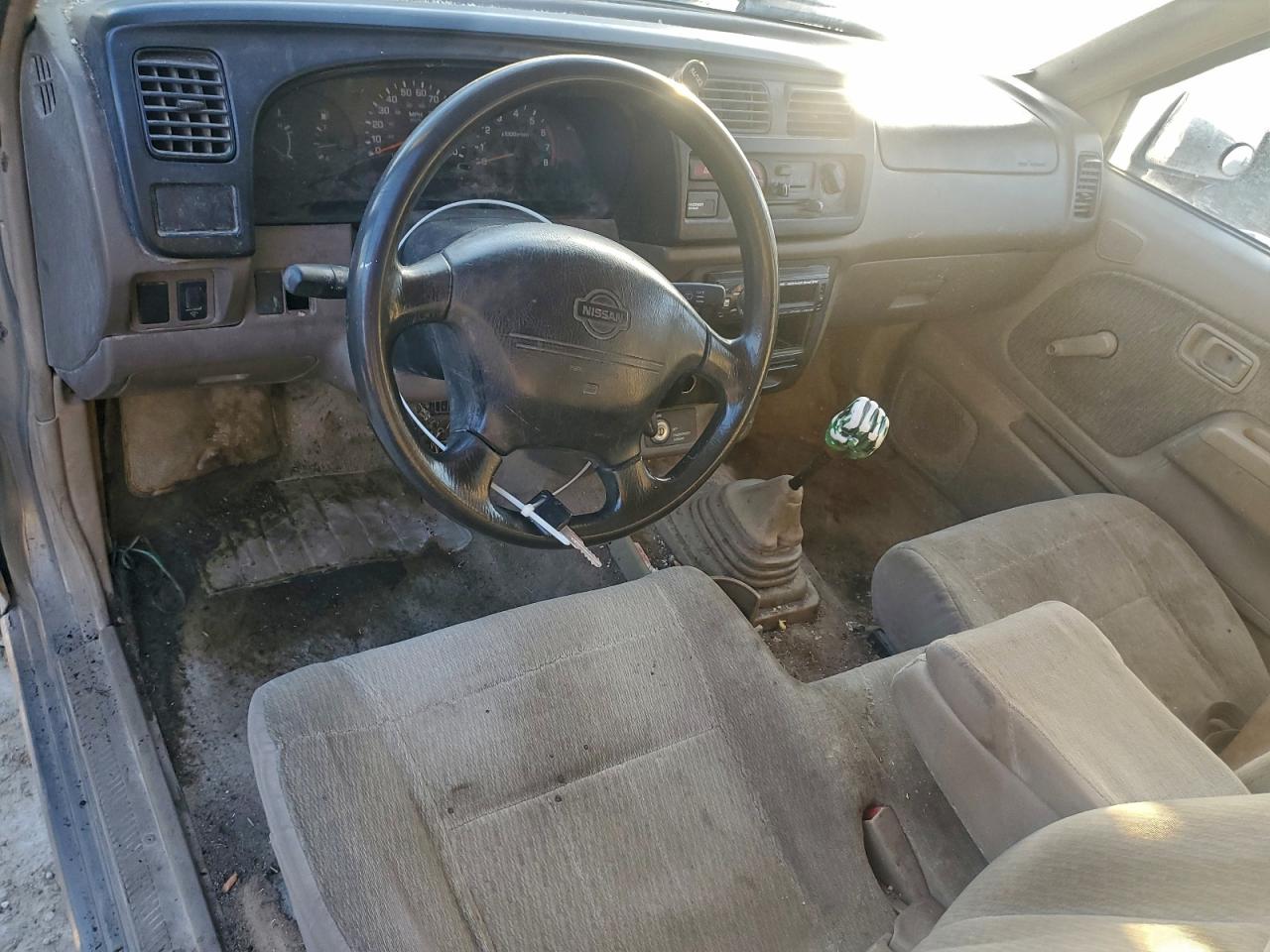 2000 NISSAN FRONTIER KING CAB XE photo 8