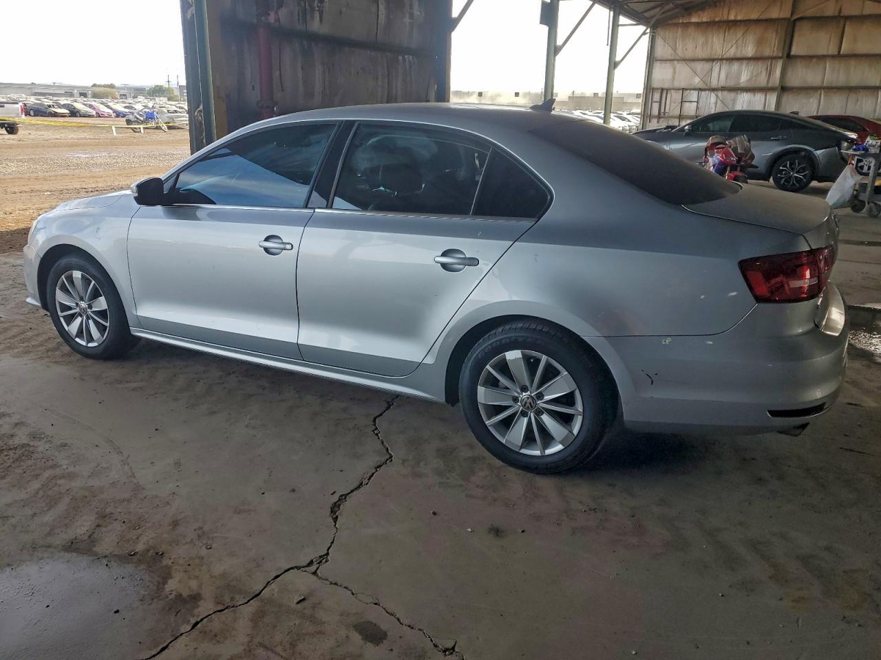 2015 VOLKSWAGEN JETTA SE photo 3