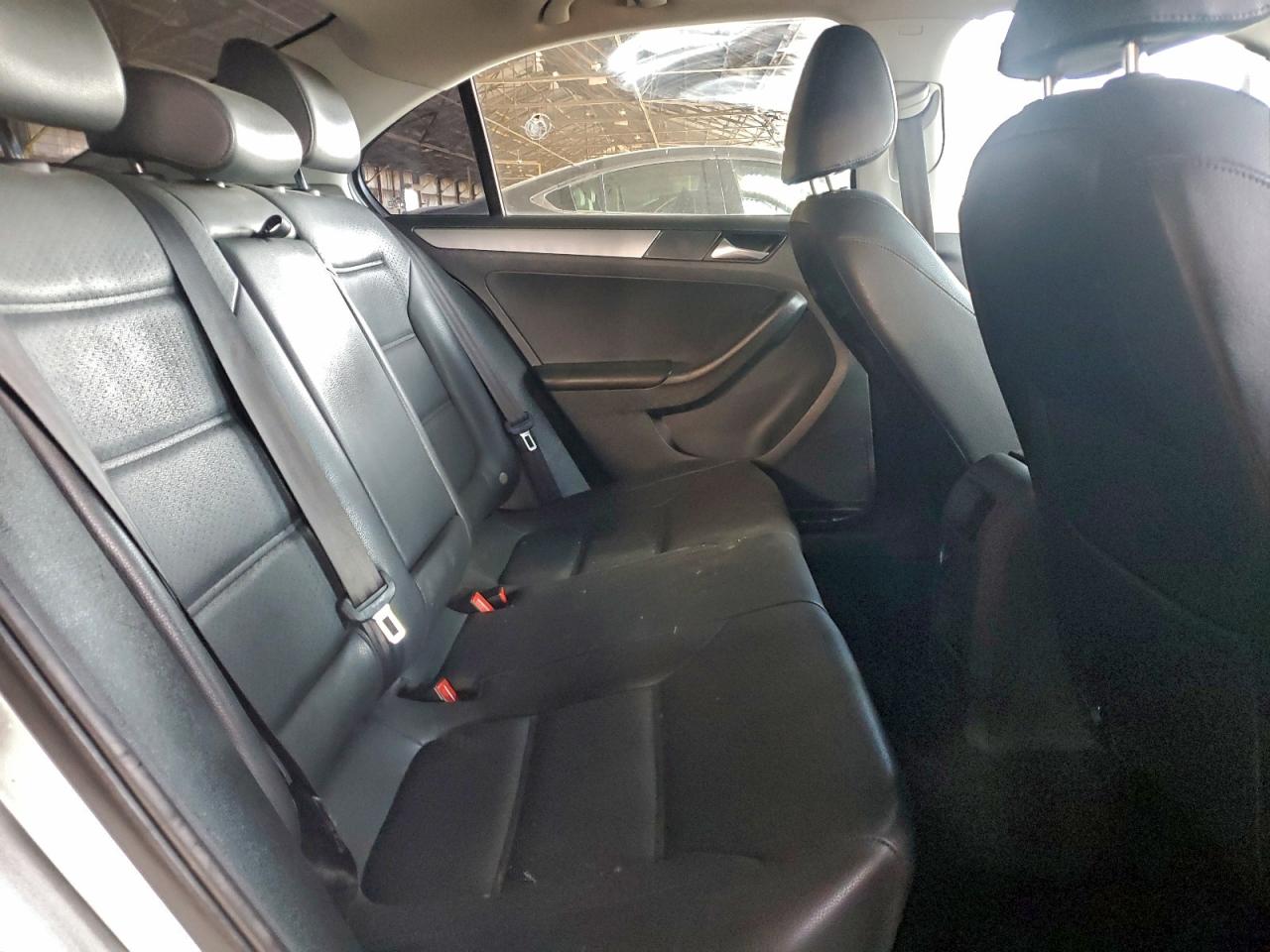 2015 VOLKSWAGEN JETTA SE photo 19