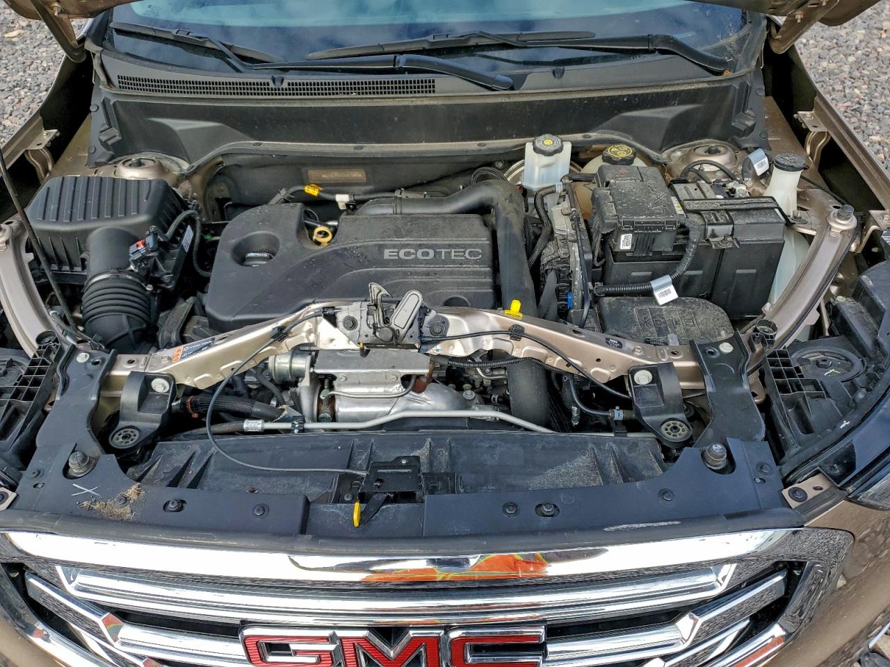 2018 GMC TERRAIN SLT photo 12