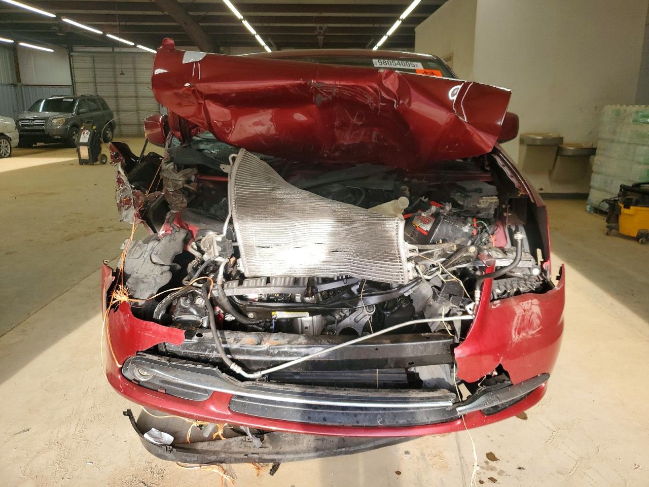 2012 CHRYSLER TOWN & COUNTRY TOURING photo 5