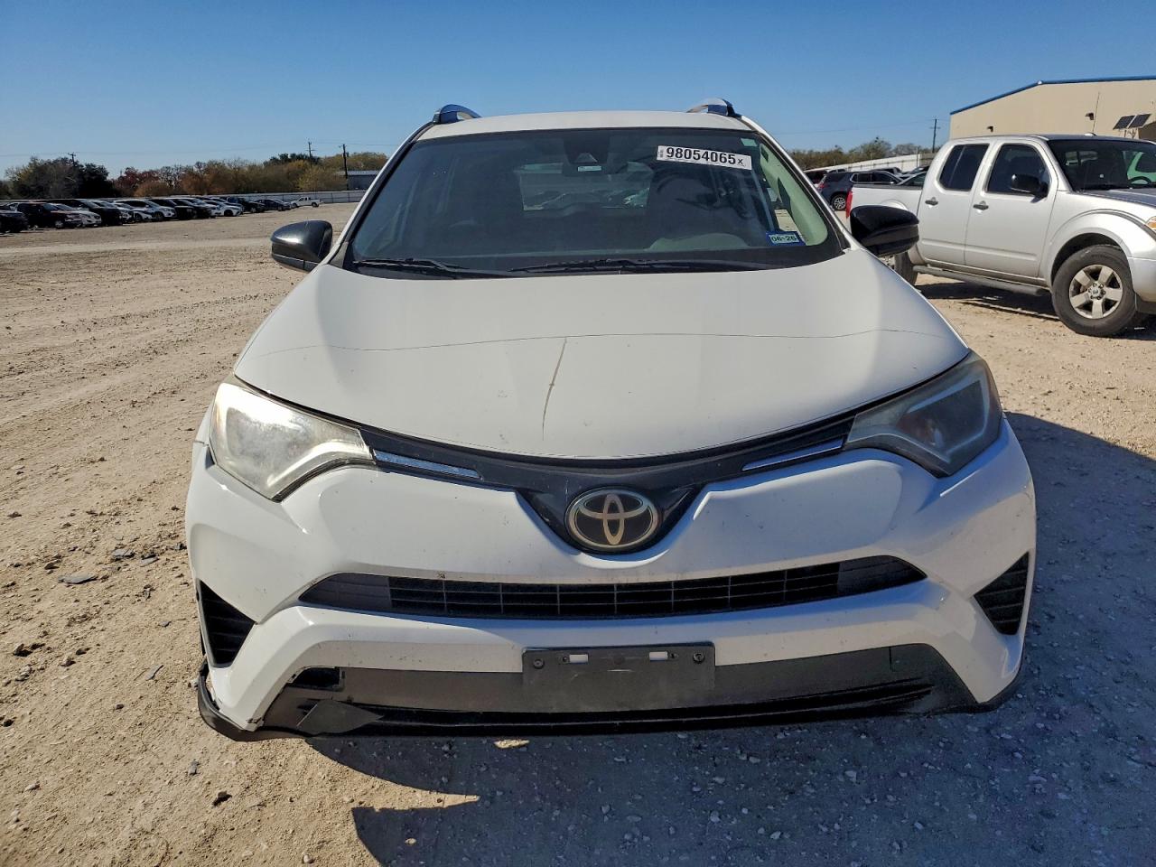 2017 TOYOTA RAV4 LE photo 9
