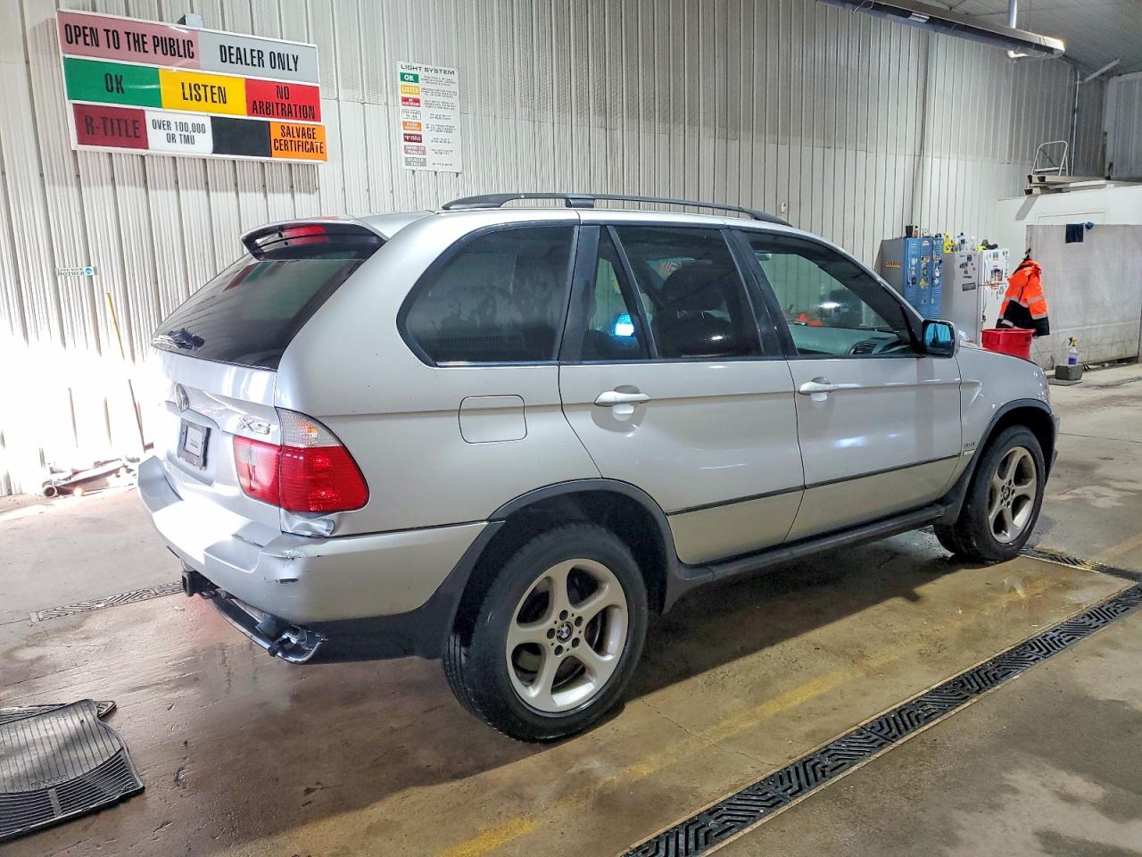 2001 BMW X5 3.0I photo 3
