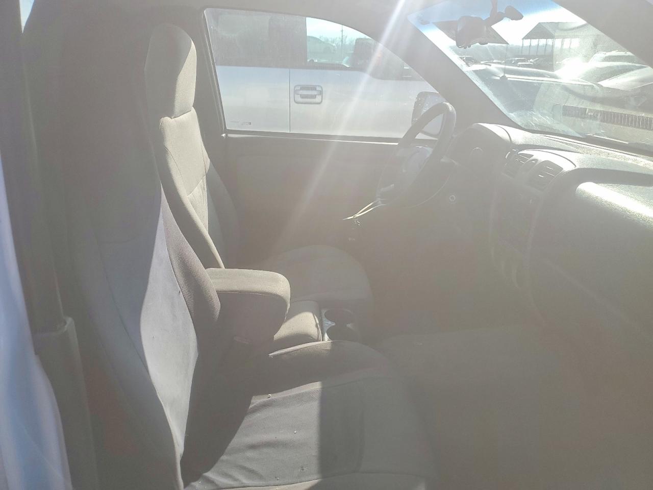 2005 CHEVROLET COLORADO photo 10