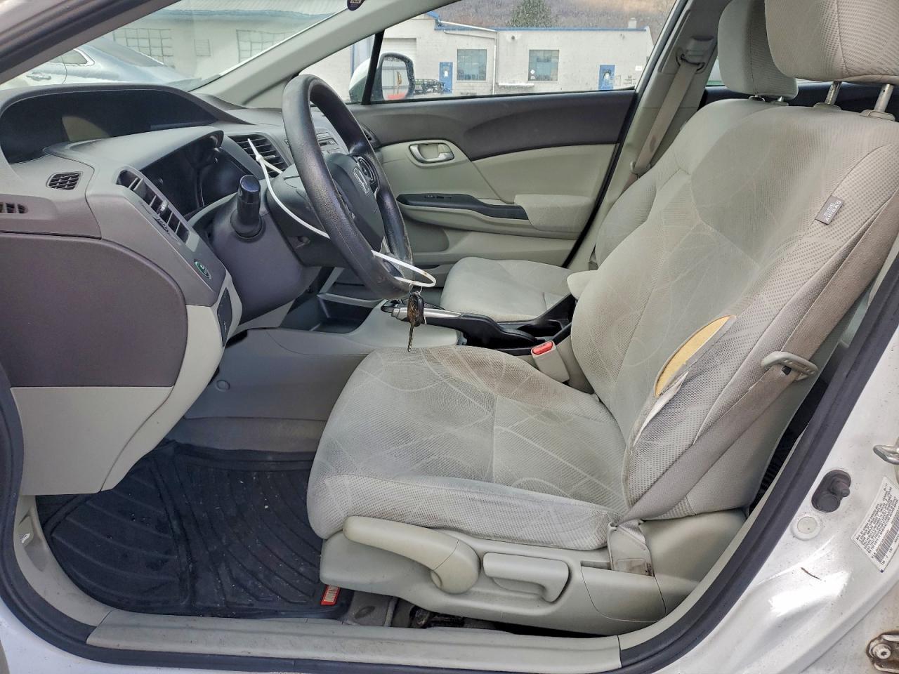 2012 HONDA CIVIC LX photo 7