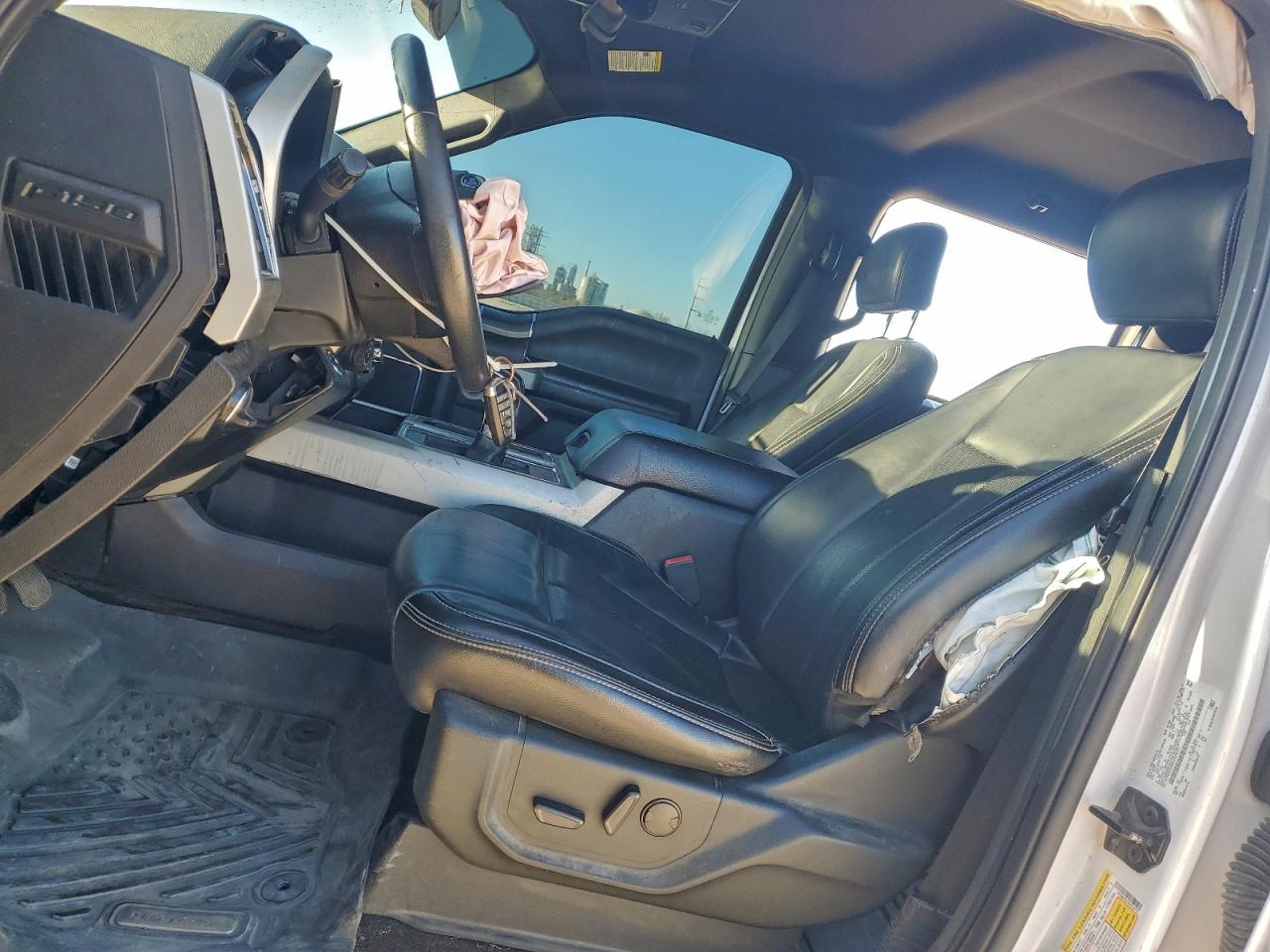 2020 FORD F150 SUPERCREW photo 13