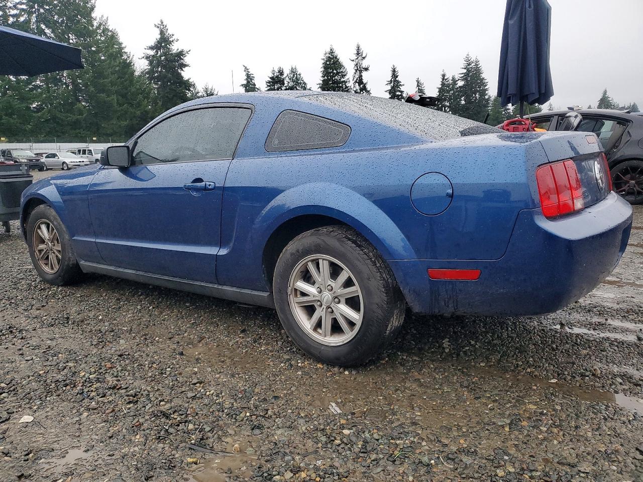 2007 FORD MUSTANG photo 2