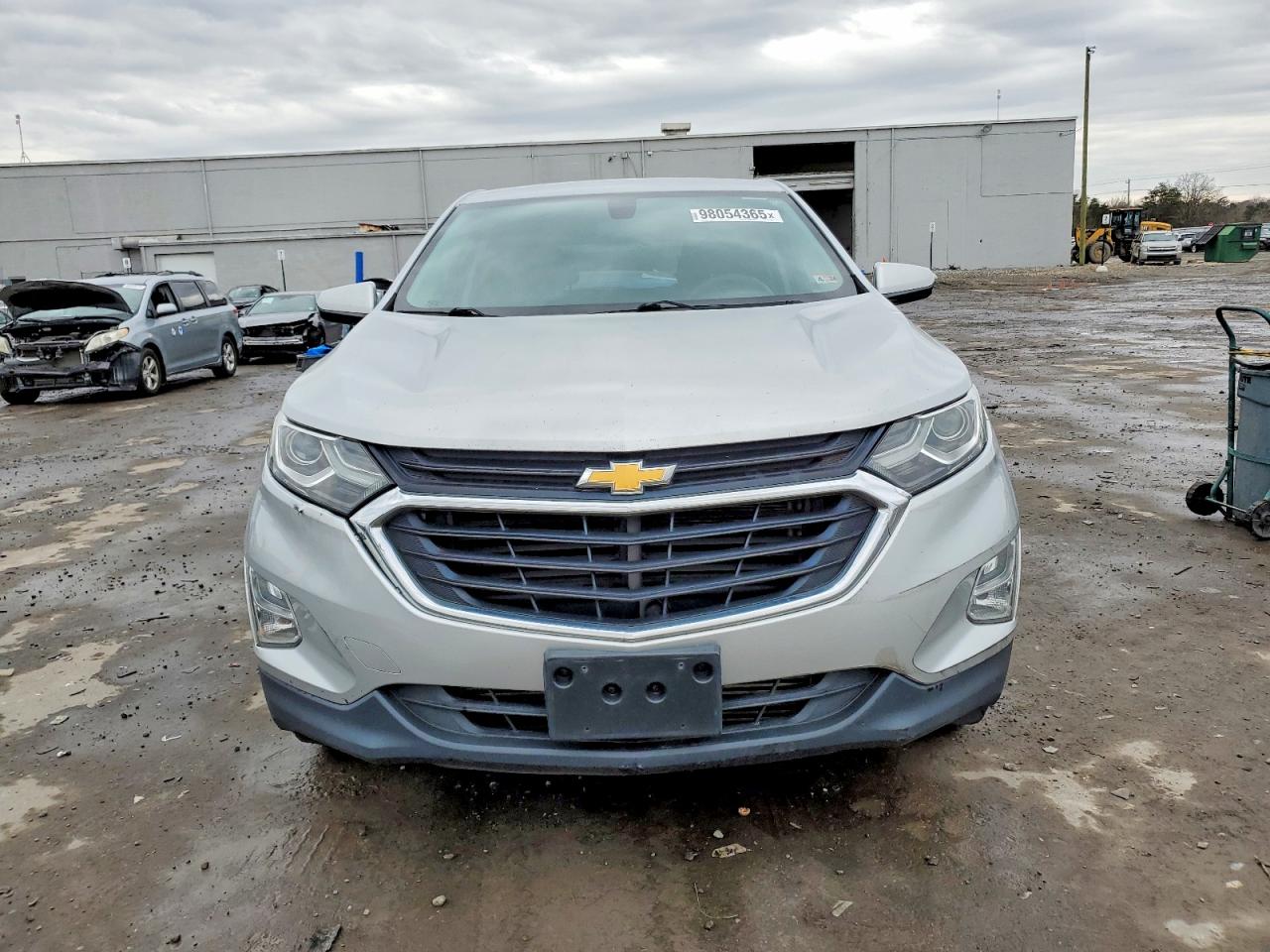 2018 CHEVROLET EQUINOX LT photo 5