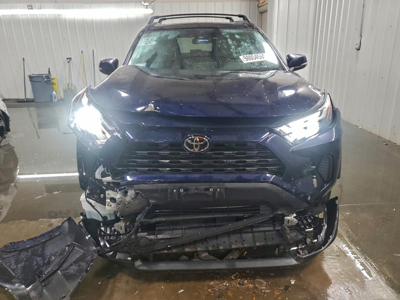 2024 TOYOTA RAV4 XLE photo 5